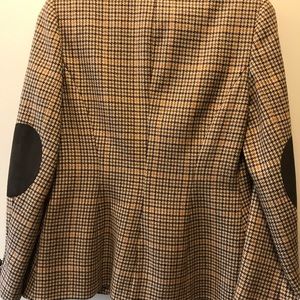 Ann Taylor blazer 100% wool Size 6